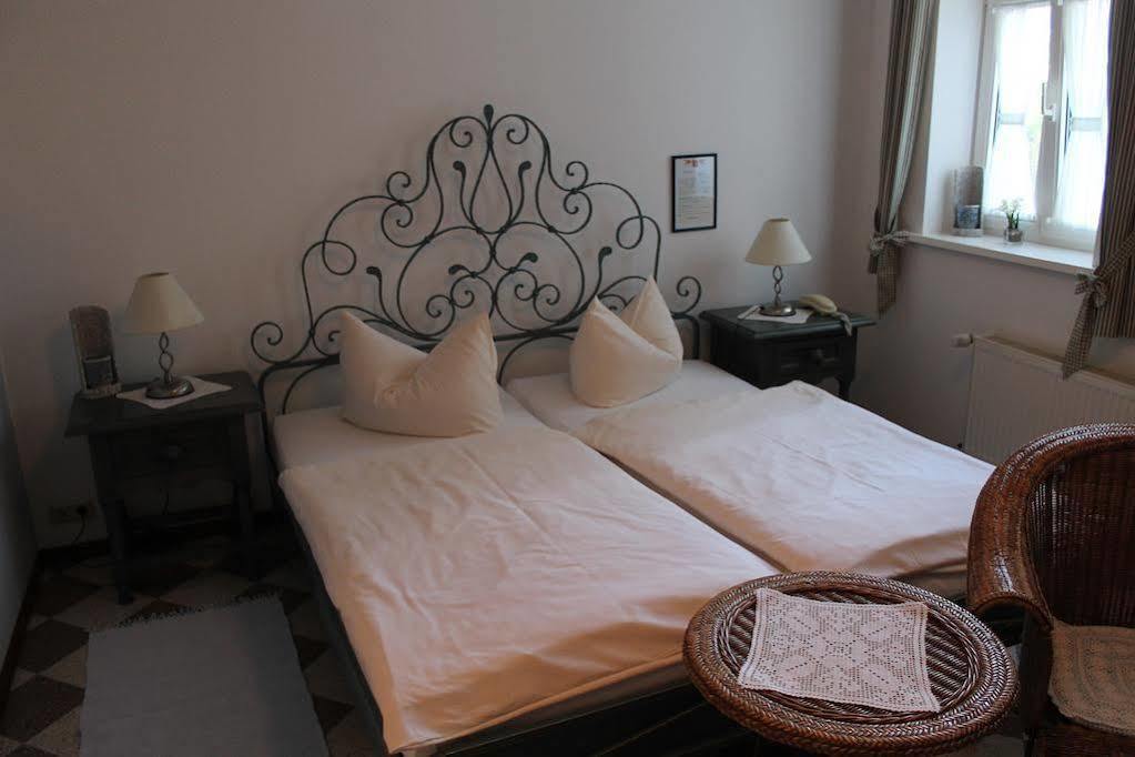 Hotel Zur Post Bernkastel-Kues Kültér fotó