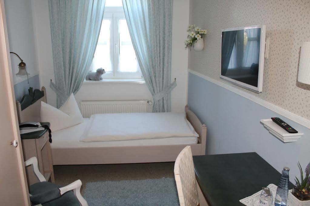 Hotel Zur Post Bernkastel-Kues Kültér fotó